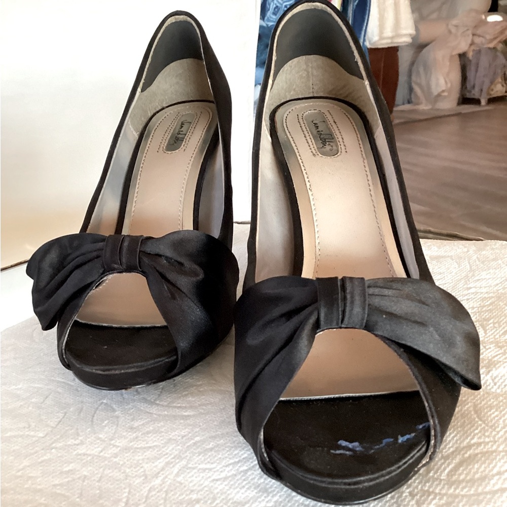 Sam&Libby Black Satin dress heels